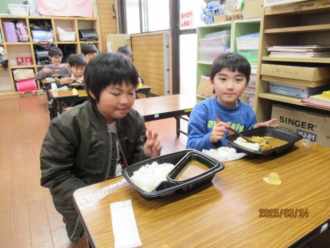 2人